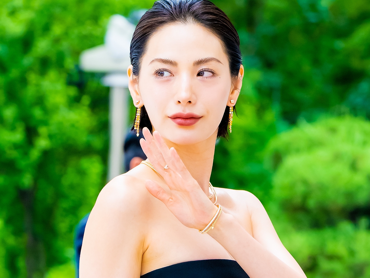 「世界で最も美しい顔」1位に選ばれたナナがソロ歌手デビューへ！芸能活動16年目で臨む新境地