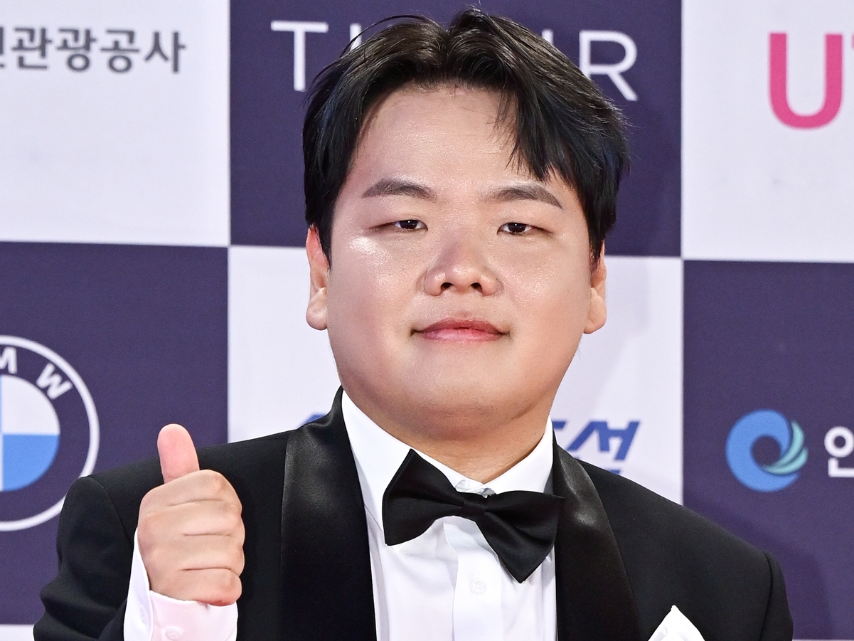 BTS・JINとも共演！登録者数212万人の韓国人気ユーチューバーが電撃結婚へ、婚約者の妊娠も報告