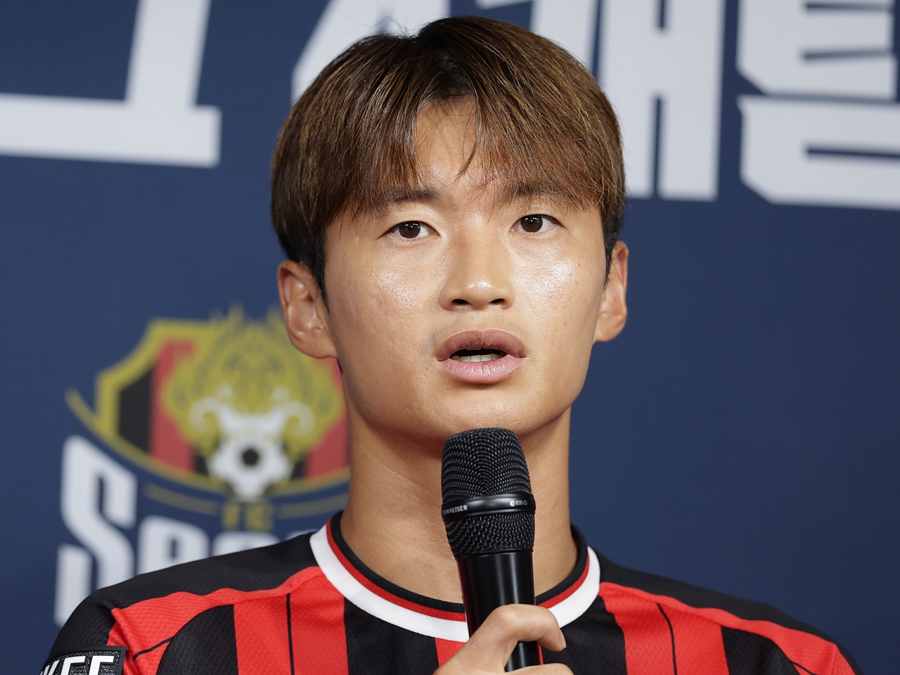 FCソウルDFキム・ジンスが感じた“町田のサッカー”「我々が知る“日本のチーム”のプレーではない」　古巣・新潟へエールも