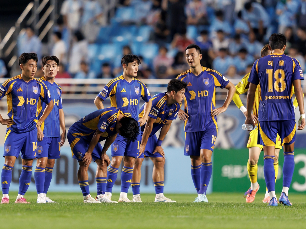 韓国Kリーグ3連覇中王者が1年で降格危機？内部分裂騒動に2度の監督交代…蔚山HDに何が起きているのか