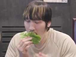 巨人チェ・ホンマンの爆食いぶりに驚愕「食費は月に100万、焼酎は30本」