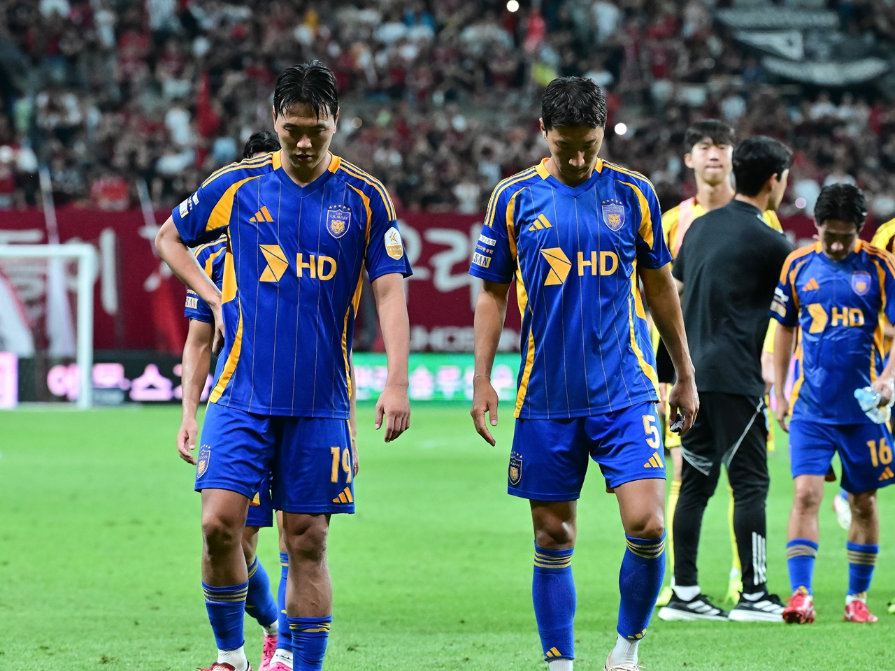 ACLどころではない？混乱極める韓国王者・蔚山　解任シン・テヨンの“お飾り監督”発言に選手の“態度問題”まで