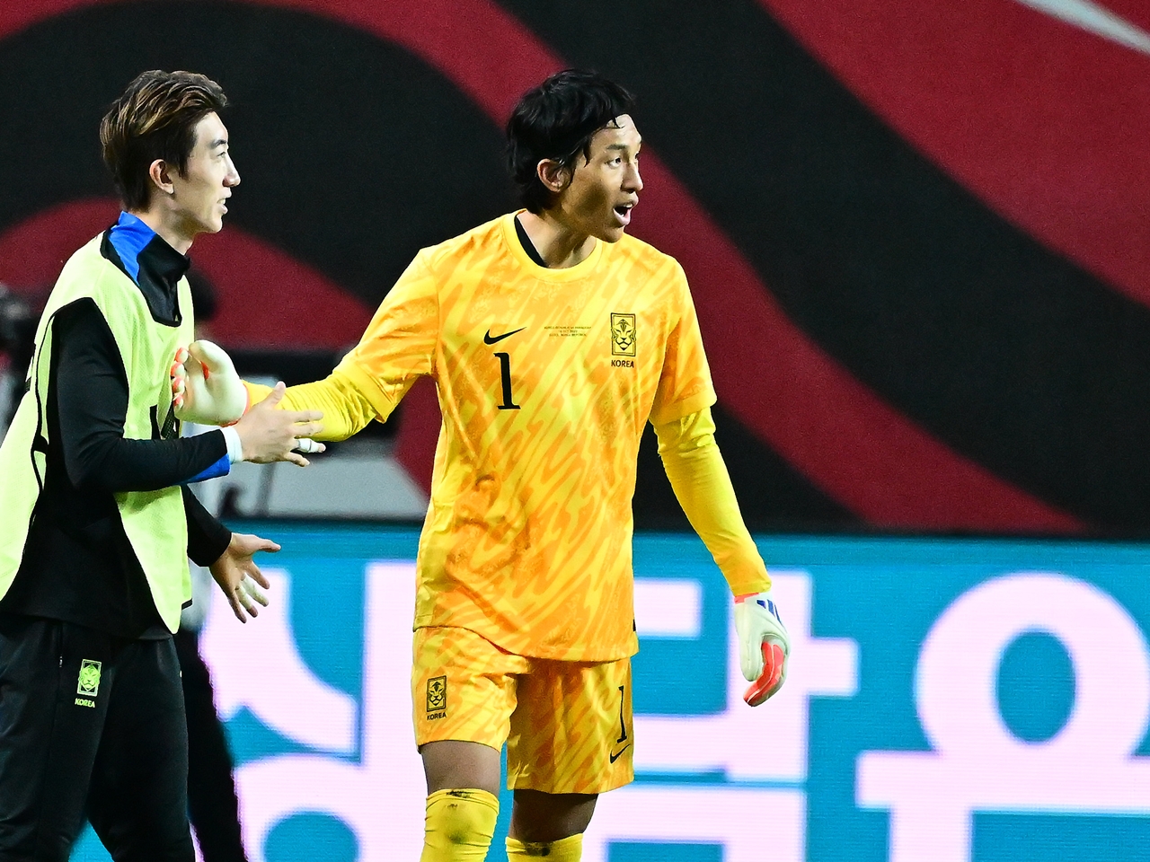 韓国代表を救うビッグセーブ！FC東京キム・スンギュは「勝利の立役者」パラグアイ戦活躍を自国紙大絶賛