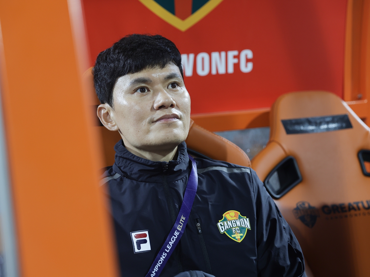 ACL初出場の“低予算クラブ”江原FC、率いるは正監督1年目の45歳　成績不振で“気合いの丸刈り”も