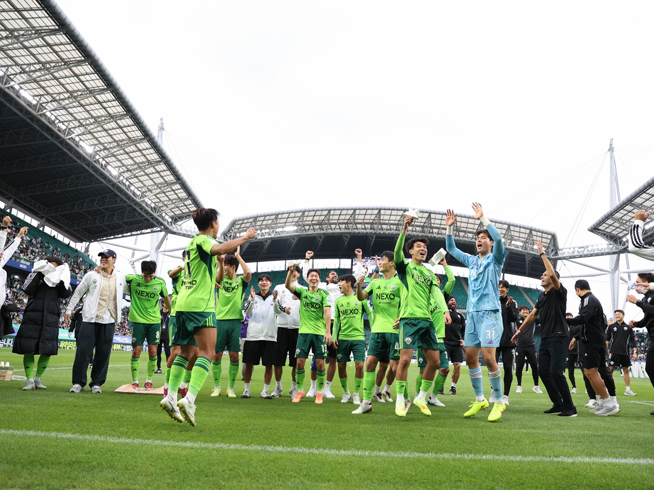 全北現代が4年ぶり10度目の優勝達成！韓国Kリーグ1、2025年シーズンラスト5節の日程が決定