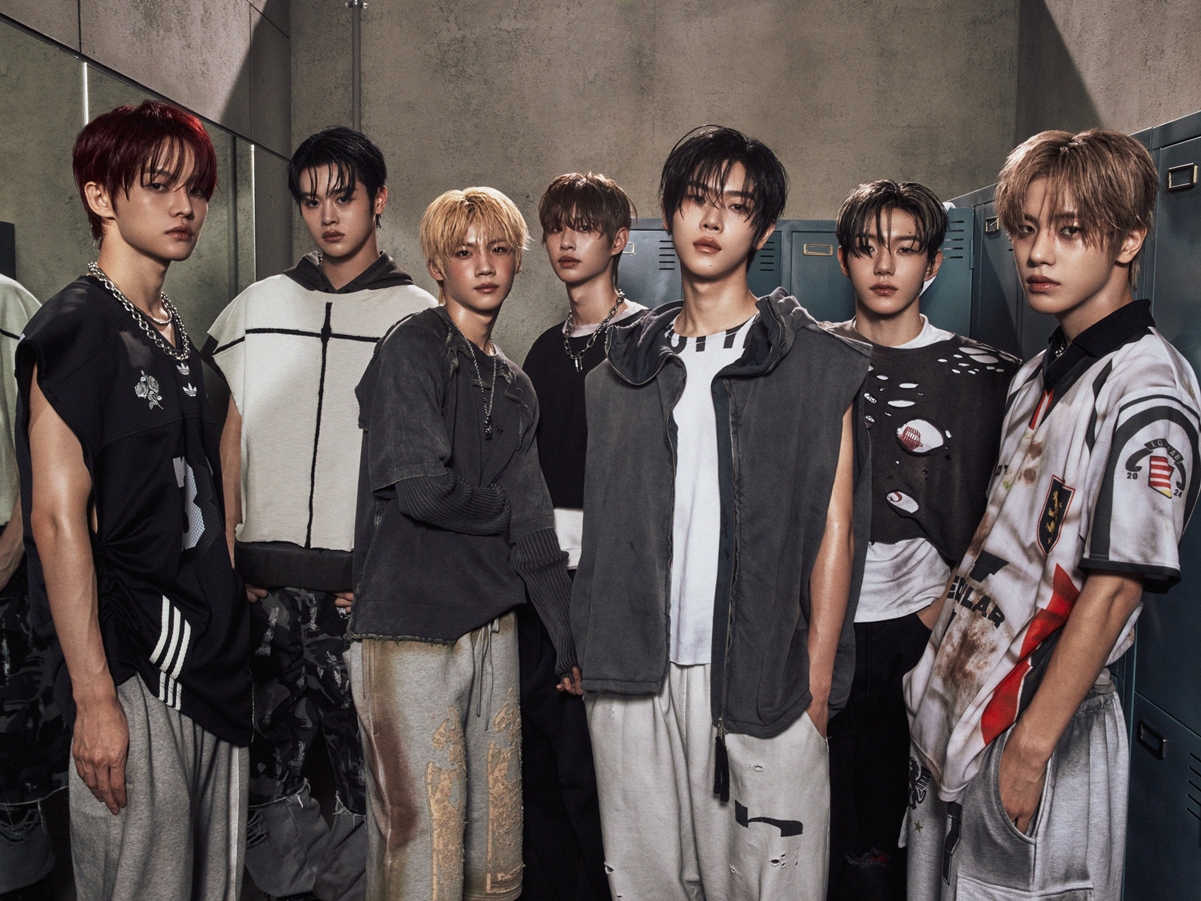 日本人メンバーも所属！CLOSE YOUR EYES、“グラミー受賞DJ”とK-POP初コラボ　新AL『blackout』に注目度UP