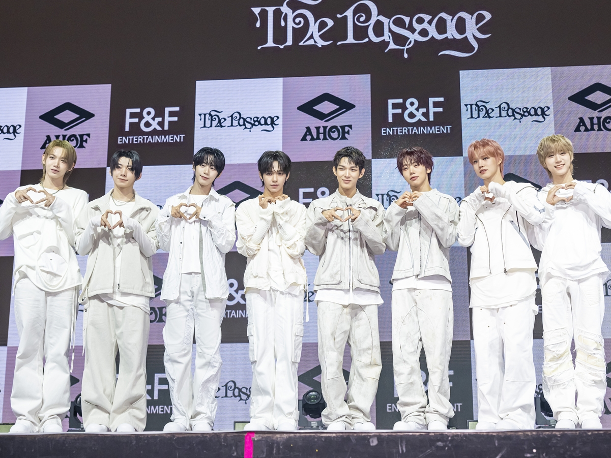 日本人メンバー所属のAHOF、デビュー後初のカムバック！新ALの目標は「すべての音楽番組で1位」