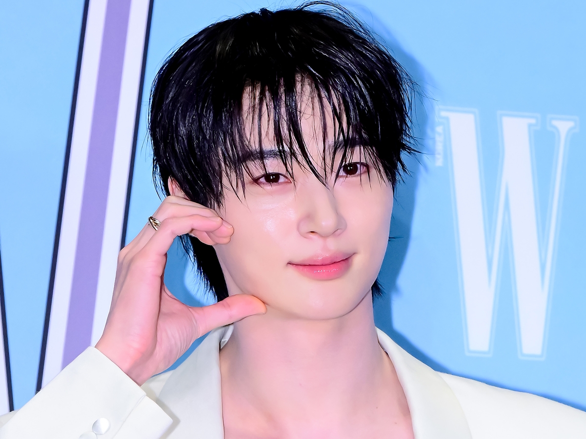 「兄さん、最高」俳優ビョン・ウソクにまた“美談”！ドラマ撮影スタッフへのプレゼントが話題