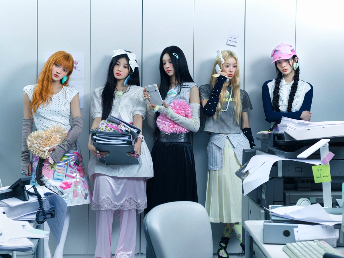 ILLIT、日本の年末音楽番組に引っ張りだこ！紅白・FNS歌謡祭・CDTVなど続々出演決定