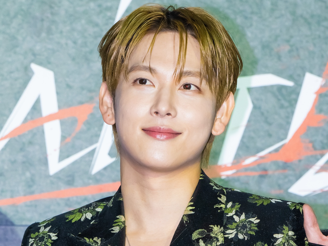 俳優イム・シワン、SM傘下レーベル初のアーティストに！12月に1stミニAL『The Reason』リリースへ