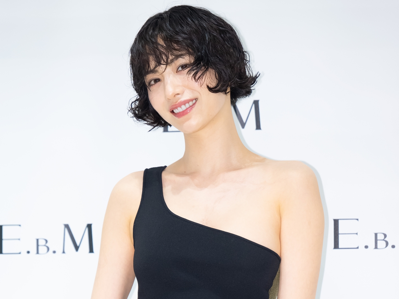 ナナ自宅に凶器持って侵入、母親に“深刻な怪我”負わせた強盗に警察が拘束令状を申請…犯行動機や計画性も捜査中