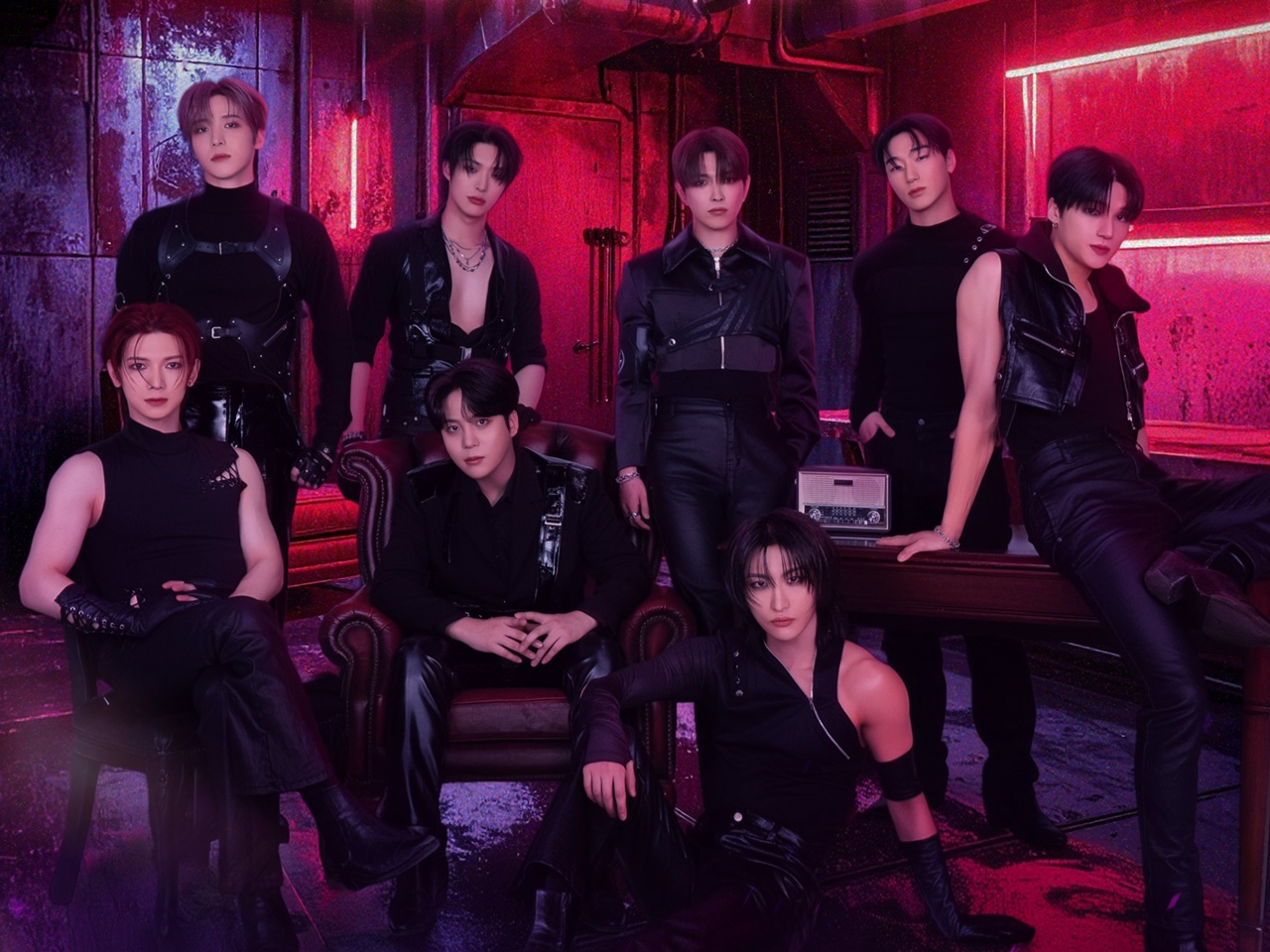 ATEEZ、VRコンサート「LIGHT THE WAY」公開決定！“謎のメッセージ”から始まる壮大な世界観に期待高まる