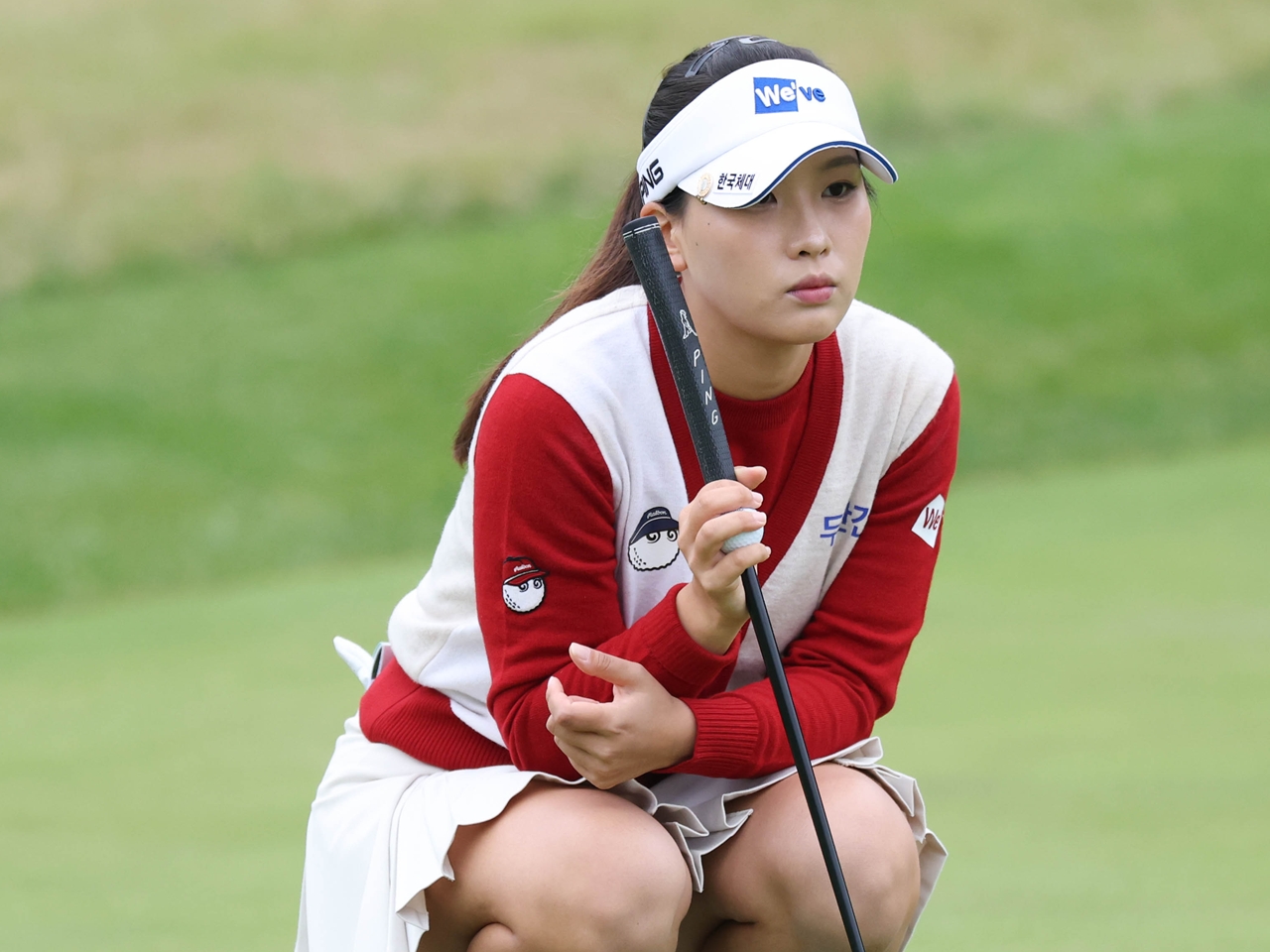 美女ゴルファーのユ・ヒョンジュ、ピンクのゴルフウェア姿で華麗な