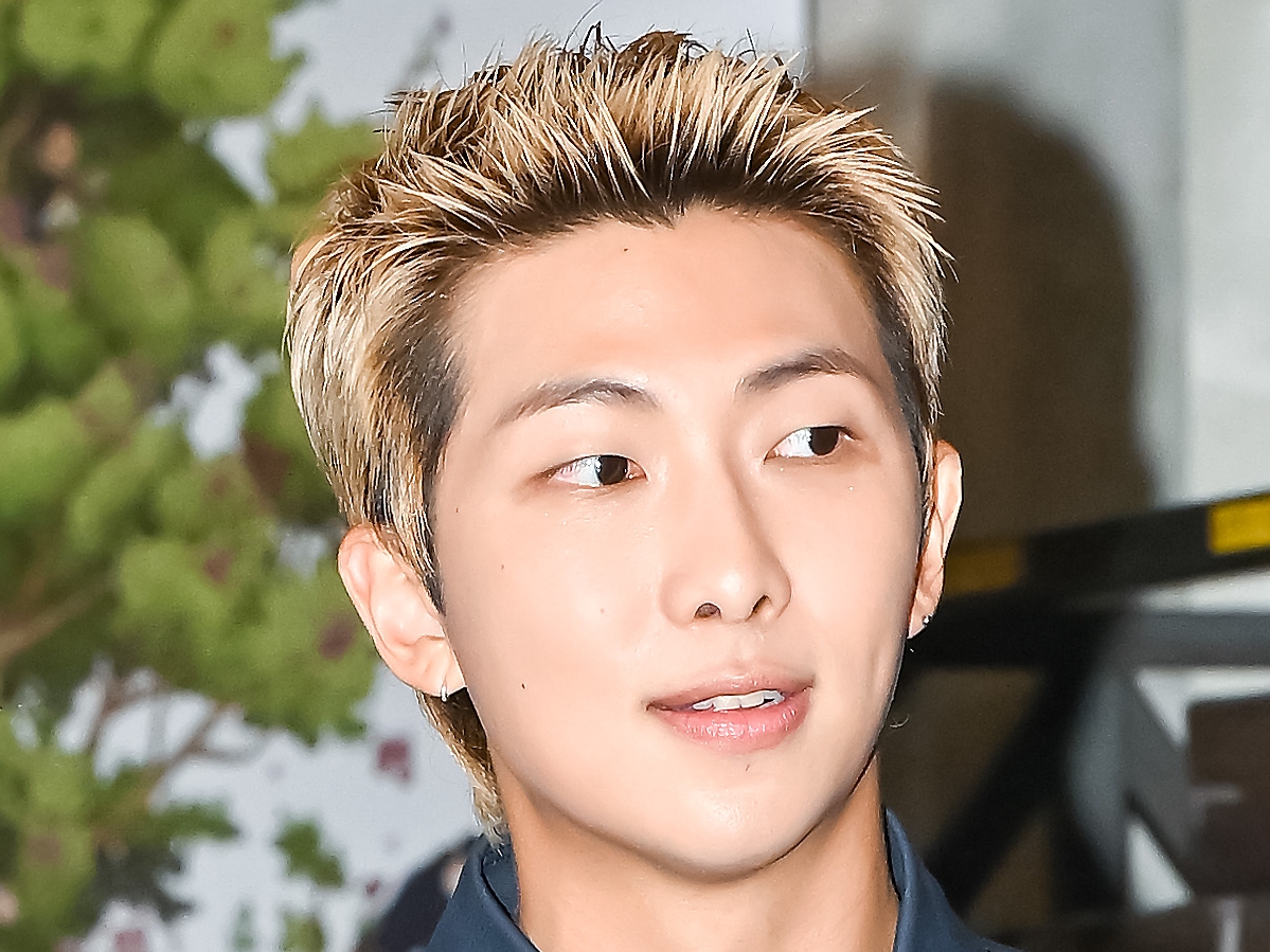 JUNG KOOKの熱愛説直後に衝撃告白…BTS・RM、「グループの解散を何万回も考えた」