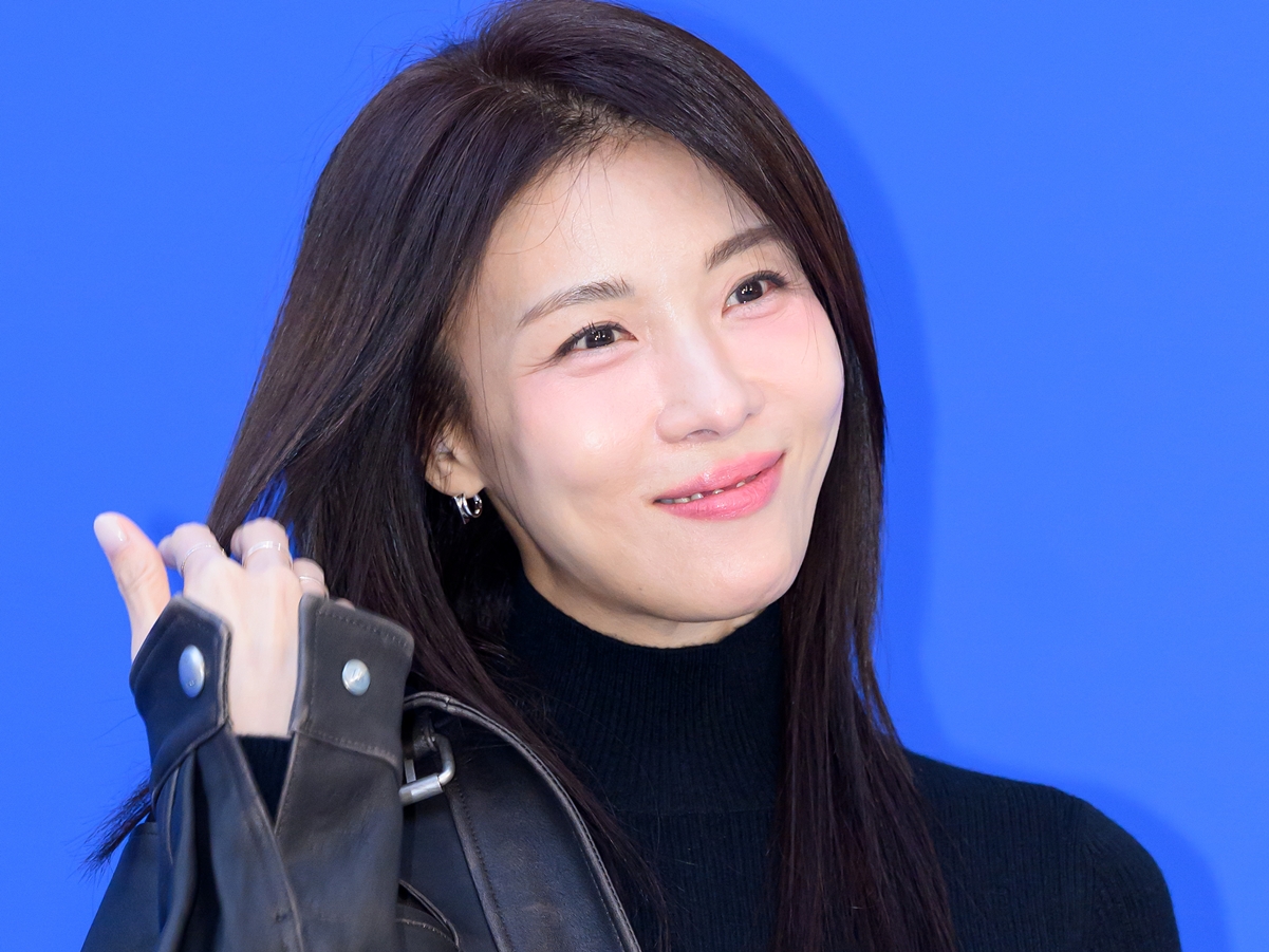 「誰かがお尻を…」“NHK韓流ドラマの女王”ハ・ジウォン、クラブでの衝撃エピソードを告白