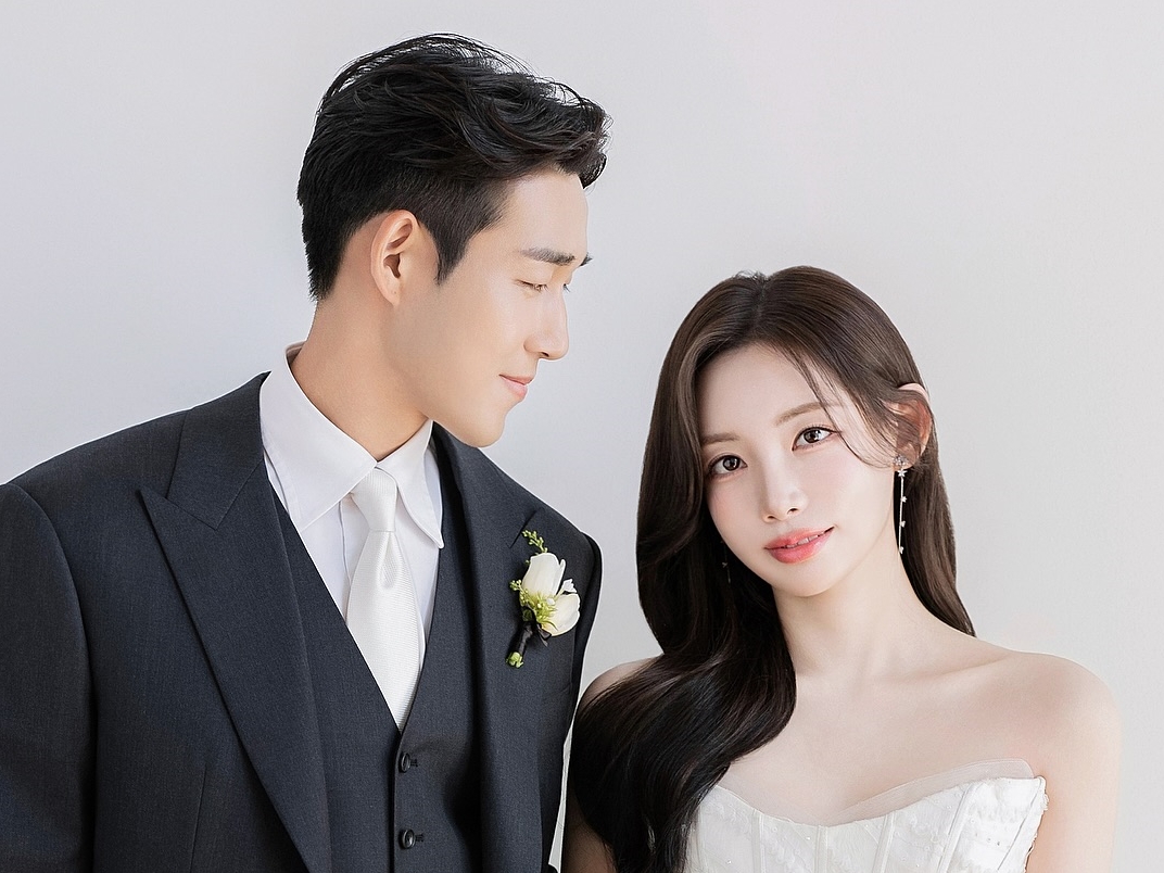 試合中の公開プロポーズも話題に！“サッカー女神”と呼ばれた韓国女子アナ、自らの言葉で結婚を報告