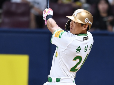 村上宗隆よりも少ないが‥ポスティングでパドレス入り韓国ソン・ソンムンの契約額はいかほどなのか