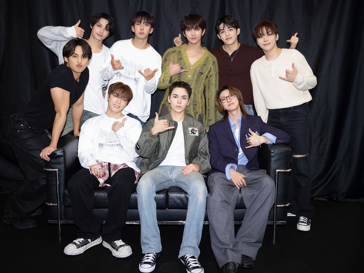 SEVENTEEN、42万人動員の日本4大ドームツアー完走！福岡で熱狂のフィナーレ「早く13人全員で…」