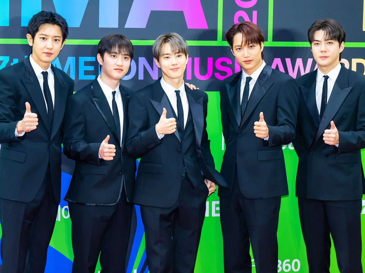 元東方神起ジェジュン＆ジュンスの新ユニット「JX」、“デビュー20周年