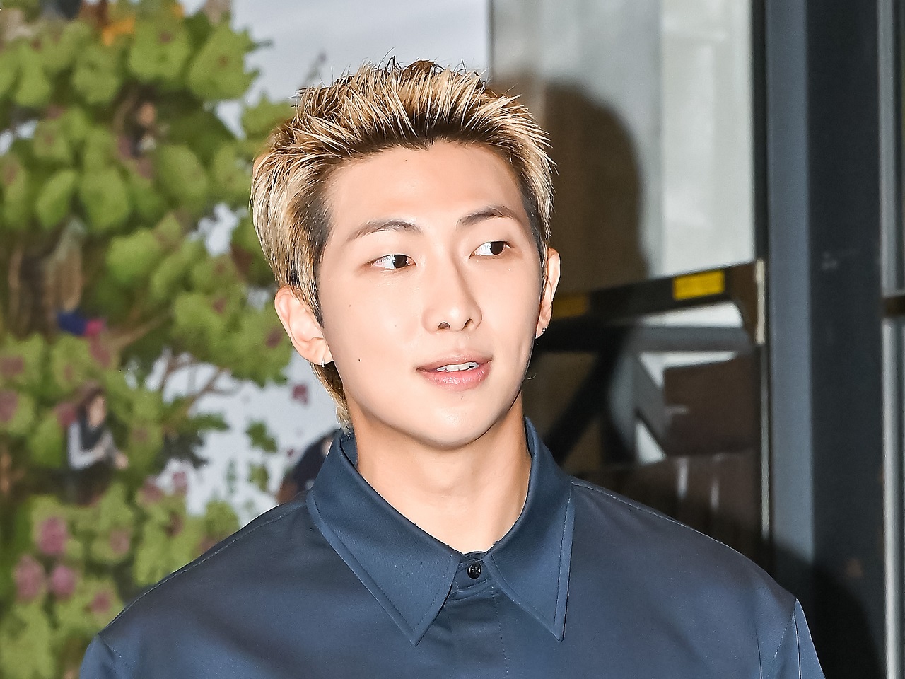 BTS・RM、所属事務所HYBEに不満？「会社がもう少し僕たちに愛情を…」と意味深なメッセージ