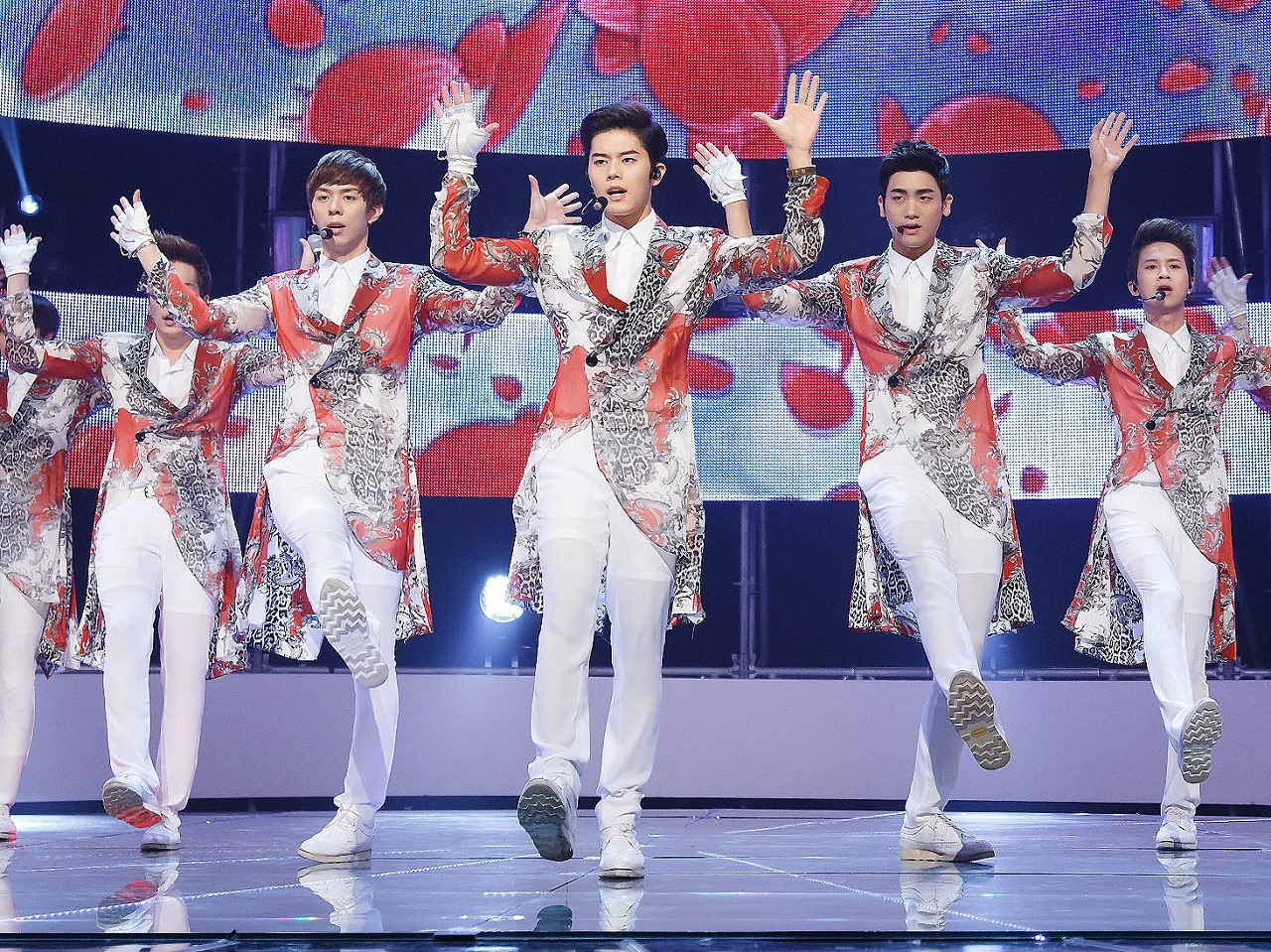 K-POPアイドルの栄枯盛衰　日本デビューもしたボーイズグループメンバーの近況「今はタクシー運転手」