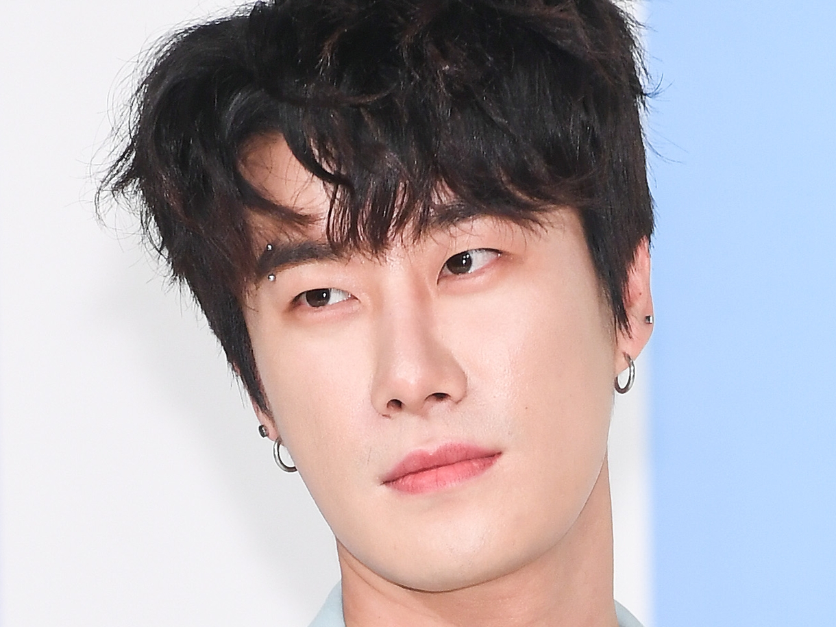 「フェミニストは精神病」発言・通行人暴行の韓国ラッパー、女性歌手宅に無断侵入し訴えられる