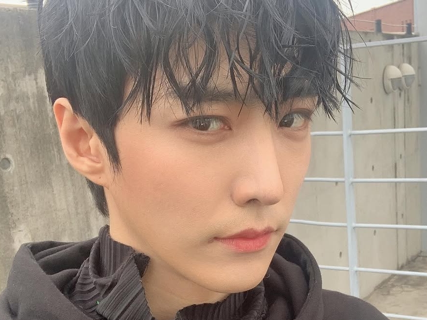 レシートに女性の名前？違法な“夜の店”通い疑惑の韓国俳優、事務所が全作品からの降板を発表