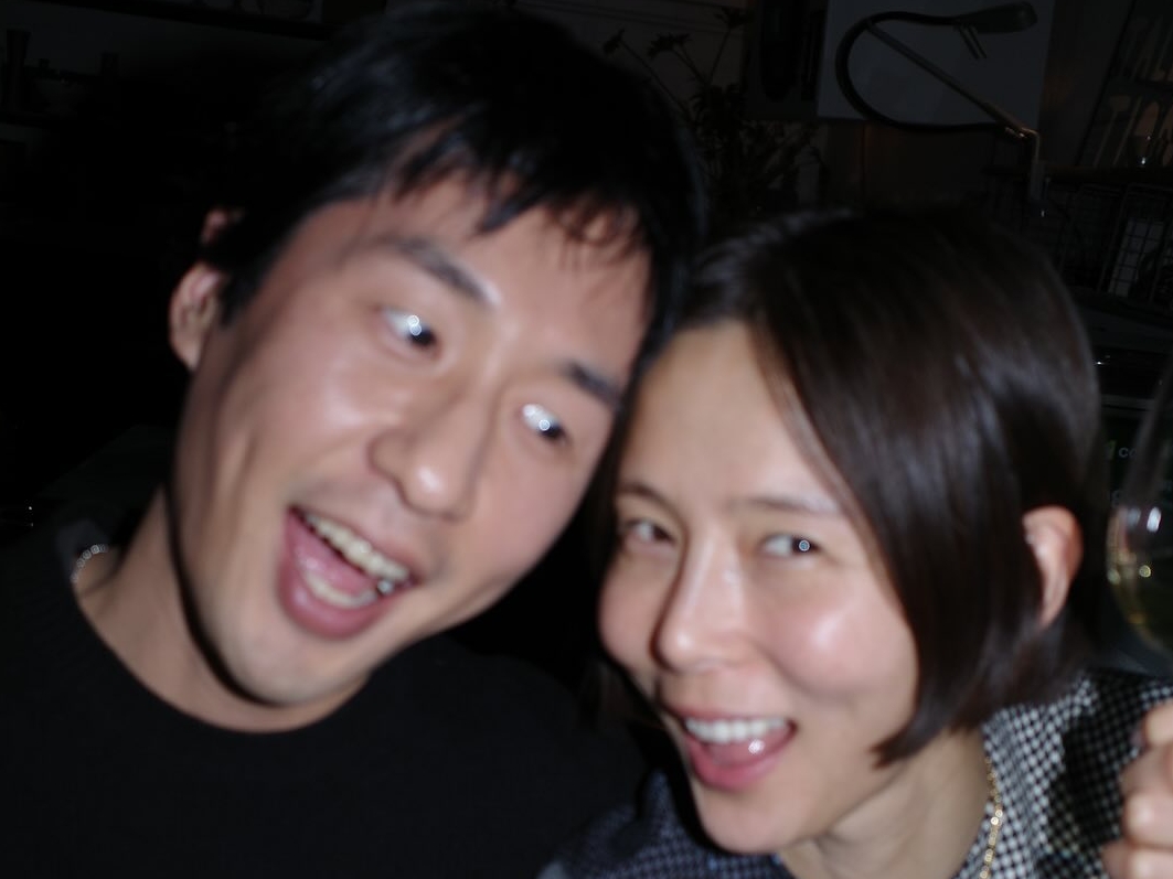 2人の息子育てる韓国シンママタレント、4年公開交際の画家との再婚を発表　報告動画にアクシデントも