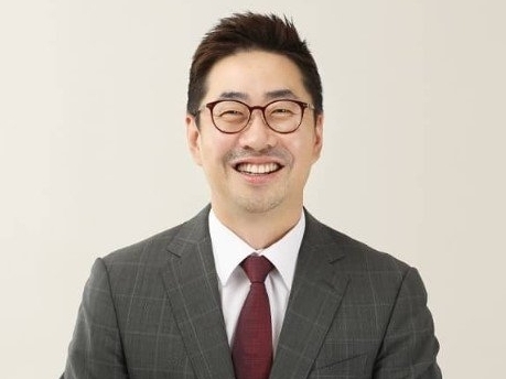 エリートコースを歩んだ韓国弁護士、がん闘病の末に52歳の若さで逝去　テレビにも多数出演