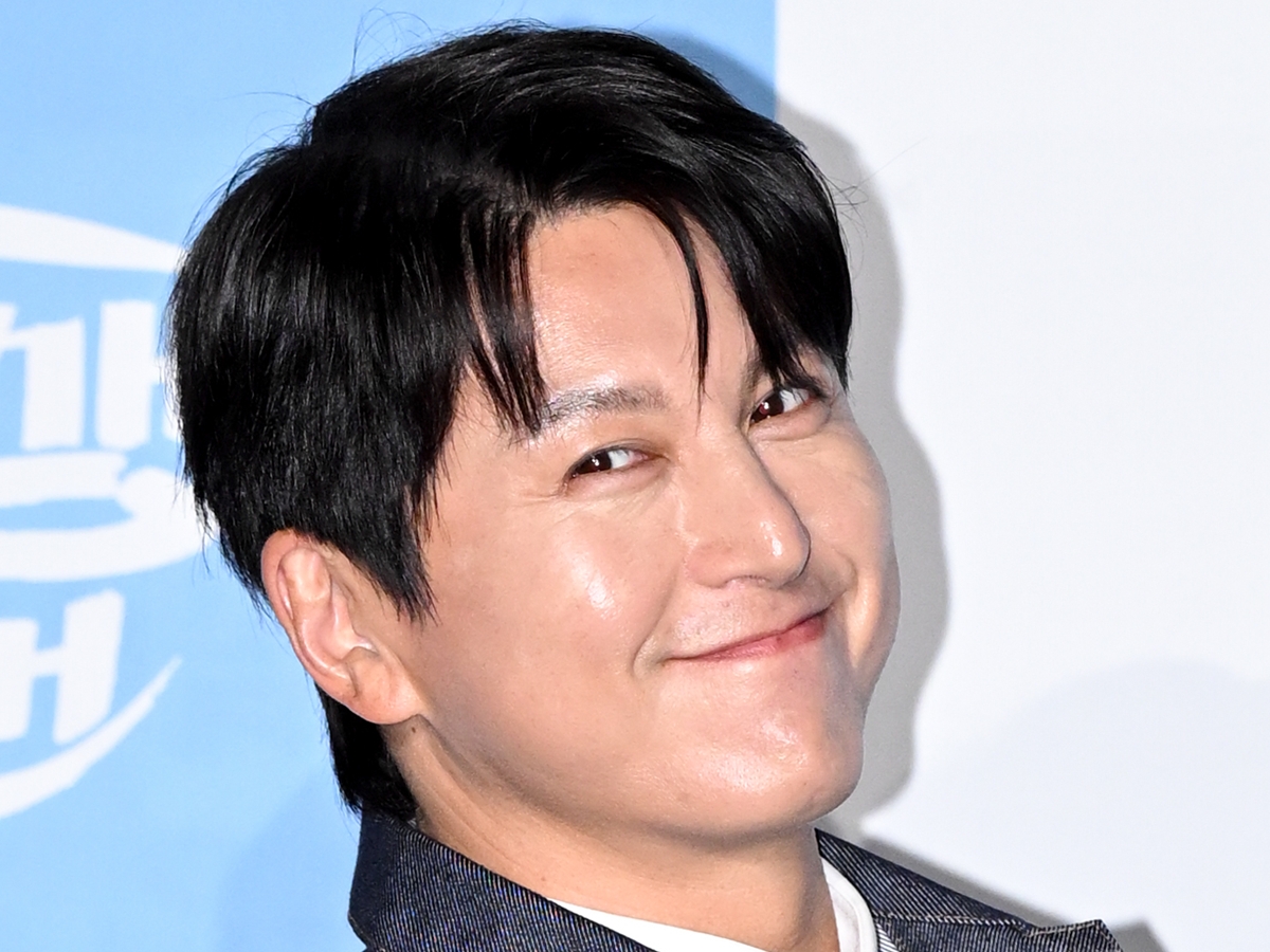 韓国の“料理する俳優”、待望のレシピ本に「涙が出そう！」　『トンイ』出演妻もユーモアたっぷりエール女優