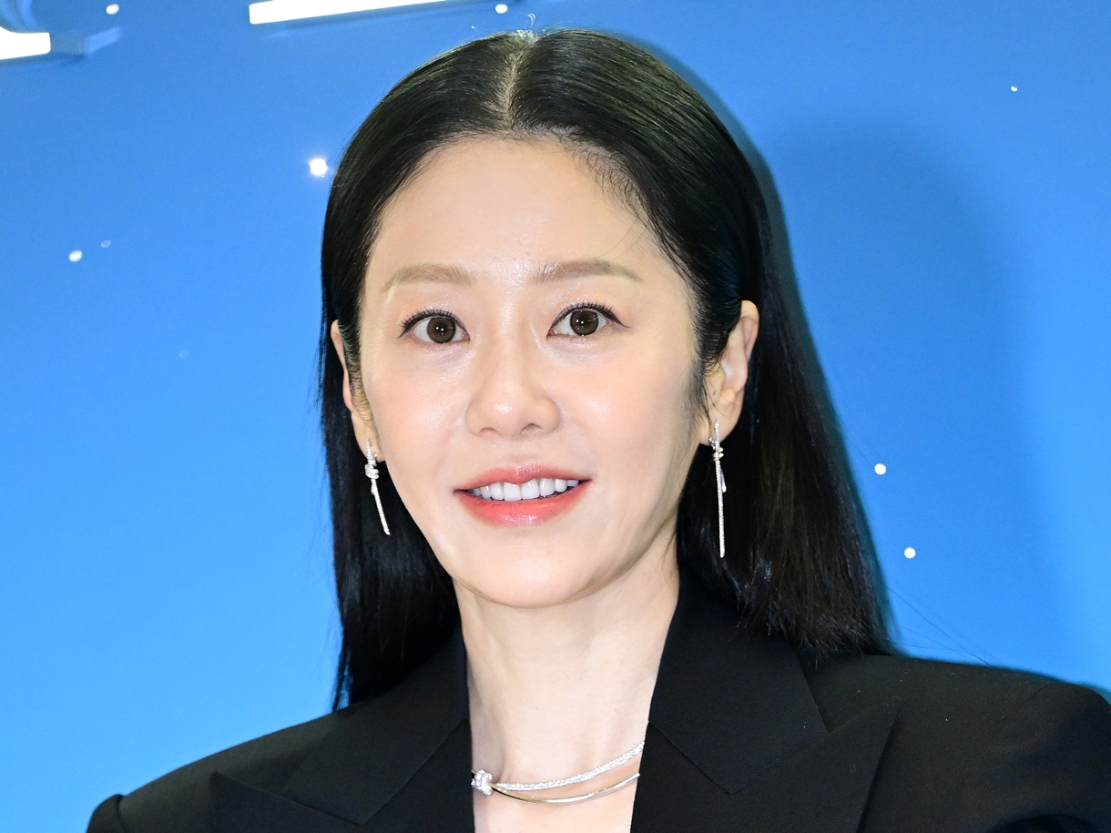 「撮影現場で何度も倒れた」50代韓国女優が手術経て復帰へ、ドラマ撮影チームへの感謝を綴る