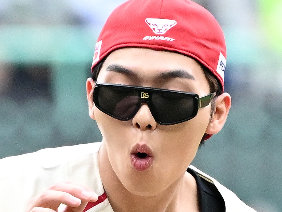 子どもの頭付近に硬球がビュン、あわや大事故…危険投球の韓国若手俳優、直筆手紙で2度目の謝罪