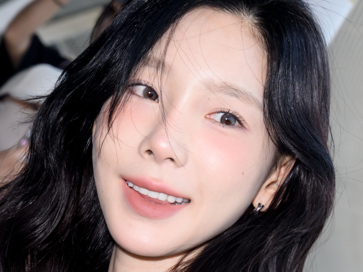 少女時代・テヨンが“牛とリンゴ”の祭りに出演？実名＆写真で混乱広がったハプニング