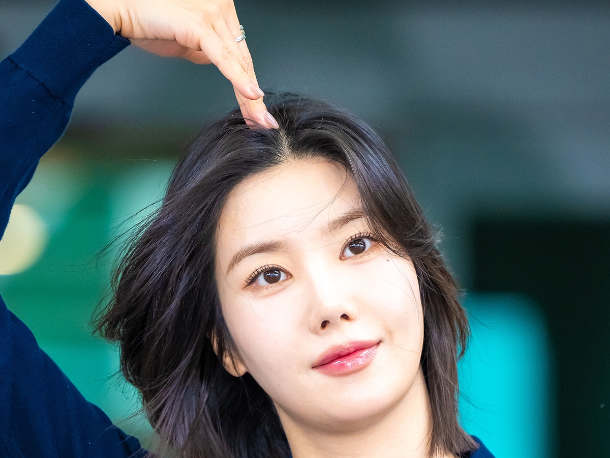 兄の結婚式費用を全額負担　元IZ*ONEクォン・ウンビが明かした“驚きの恩返し”の理由