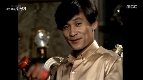 アン・ソンギさん