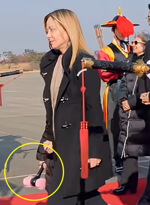 ジョルジャ・メローニ首相