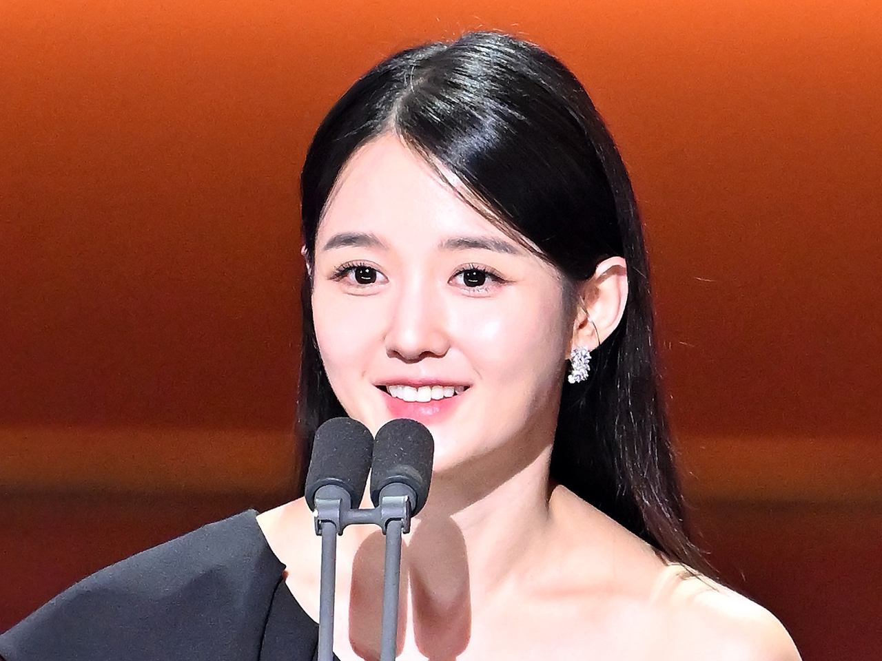 行方不明で帰らぬ人となった弟も…“13人きょうだい”の韓国女優、自閉症の弟の存在を公開