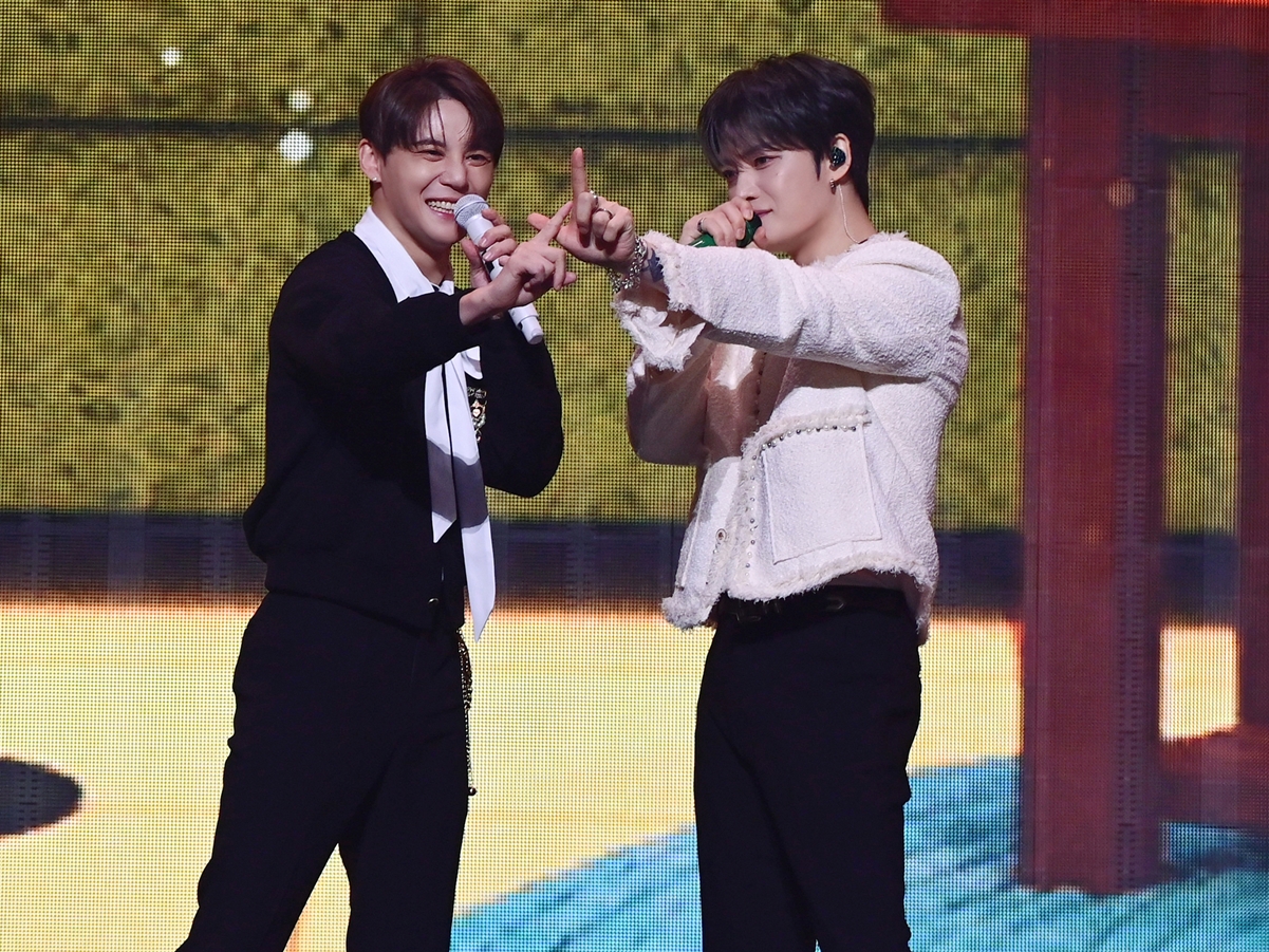JAEJOONG（ジェジュン）＆XIA（ジュンス）、日本初ファンミ「Hug & Love」が大成功！ABEMA独占配信も決定