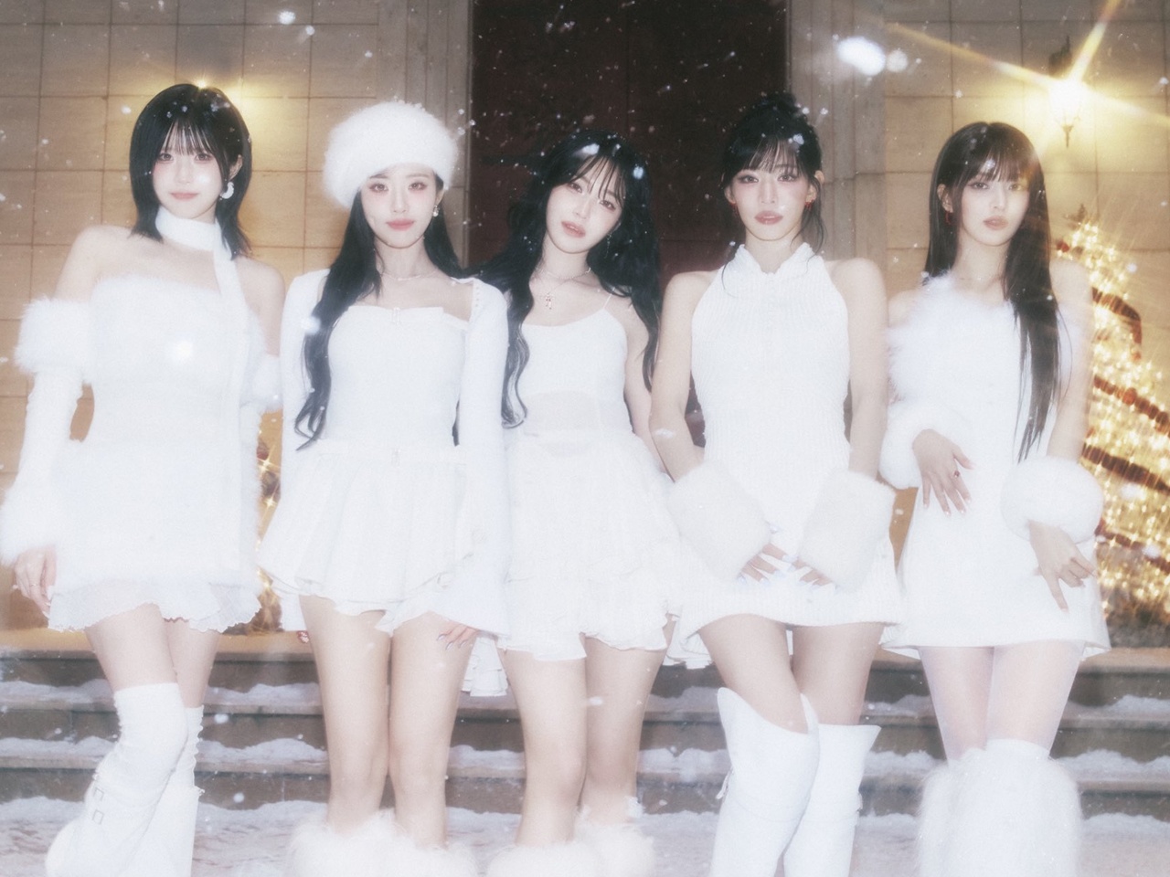 fromis_9、ファンの声援に応え…ワールドツアー「NOW TOMORROW」アンコール公演の追加開催が決定！