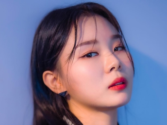 夫の暴行と不倫を告発！活動休止していた韓国女性アーティストが“本名”で再スタート