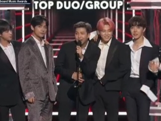 【速報】BTS、ビルボード・アワードBBMAsで2冠!! 感激のRMがARMYに呼びかけたメッセージとは？