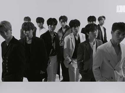 OMEGA Xが新人としては“異例”の「韓国版タイムズスクエア」に登場、破格のデビュー活動で期待上々