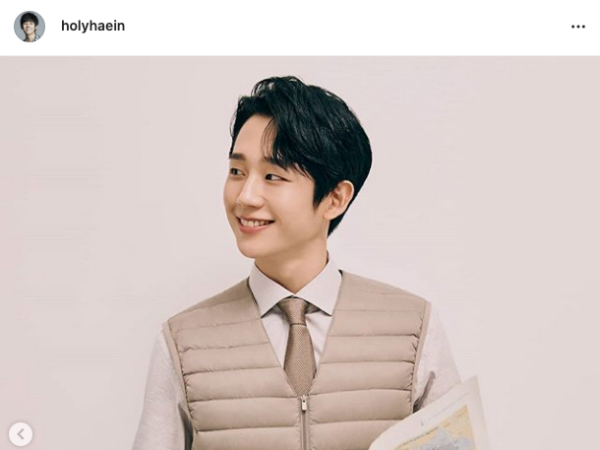 「こんな男子社員がほしい」俳優チョン・ヘインの広告ビジュアルに悶絶するファン続出【PHOTO】