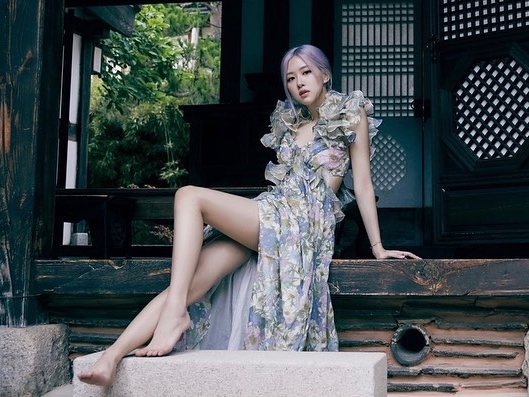 オーラがヤバい Blackpinkロゼ 麗しすぎる美脚shot公開 Photo スポーツソウル日本版