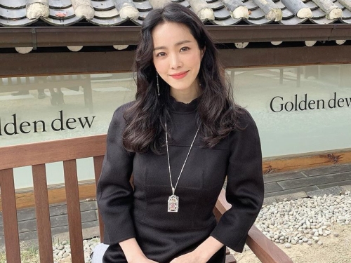 『イ・サン』から13年。女優ハン・ジミンの変わらぬ美貌に反響！同僚からも「美しい」の声【PHOTO】