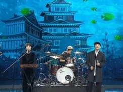 韓国の音楽番組で“日本の城”のような背景が使われ炎上、制作側は「意図的ではない」と否定