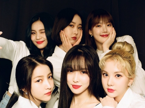 解散決定のGFRIEND、“簡単に壊れたりしない” 6年間の思い出を胸に…新たなステージへ