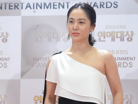 【写真】50歳目前の『オクニョ』女優が20年前との比較画像で「まったく変わっていない」と話題に