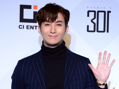 SS501出身キム・ヒョンジュン、“性的暴行”論争に終止符。「彼を訴えた女性に懲役8カ月」