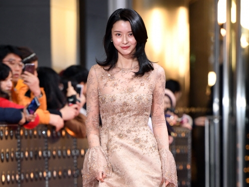 梨泰院クラス』女優クォン・ナラが最新グラビアのBカットを公開